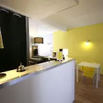 Little 2* Brest